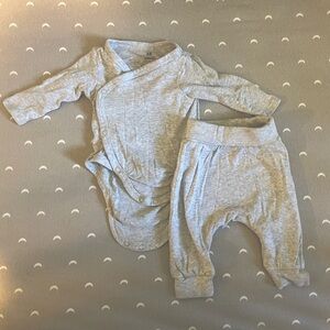 3/$20 H&M Kimono Style Outfit Set